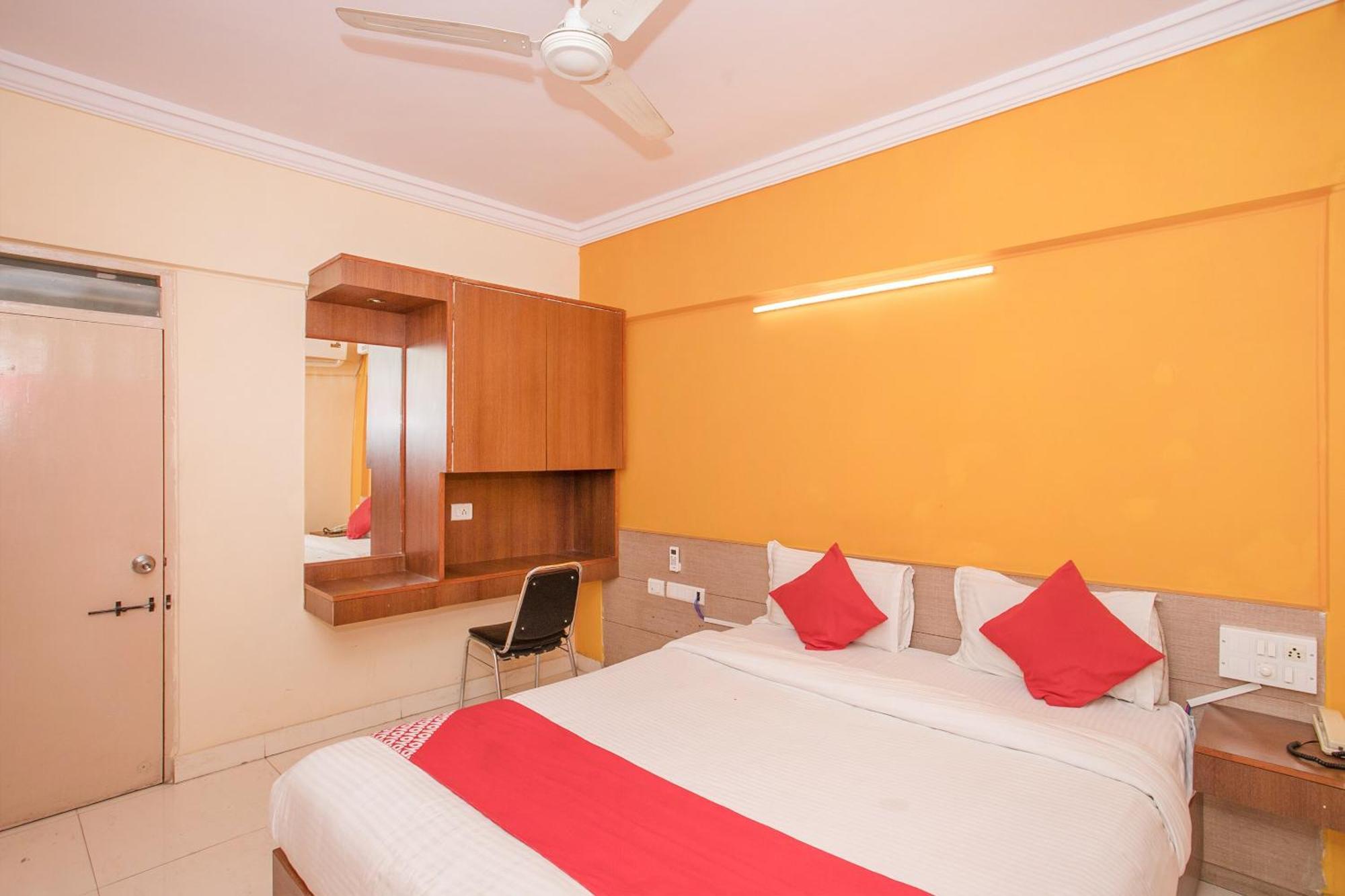 Hotel O Ujwal Residency Бангалор Экстерьер фото
